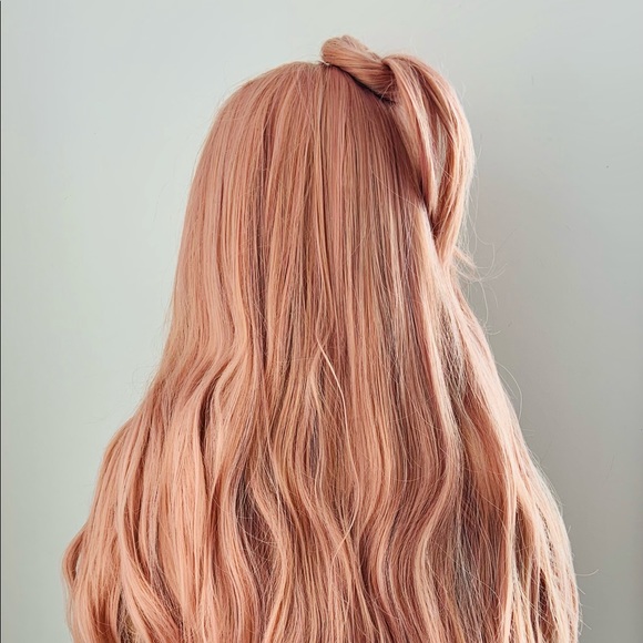 Long 28” Dusty Pink Versatile 13x2.5 Lace Front Premium Synthetic Fiber Wig - Picture 5 of 16